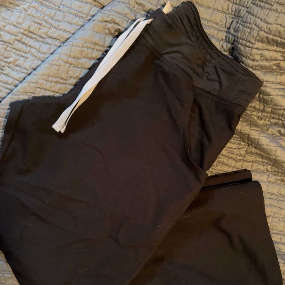Women’s Figs Scrub Pants